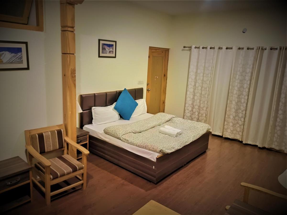 Niri-La Guest House Leh Exterior photo